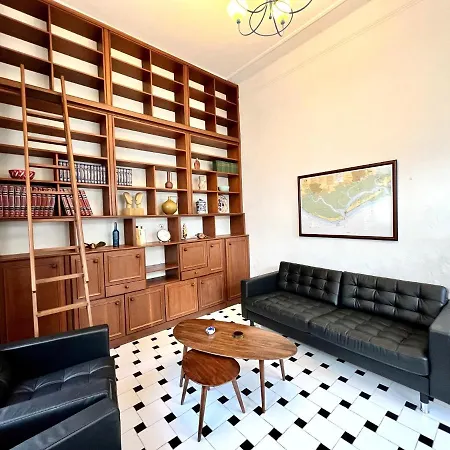 Historical House By Homing *